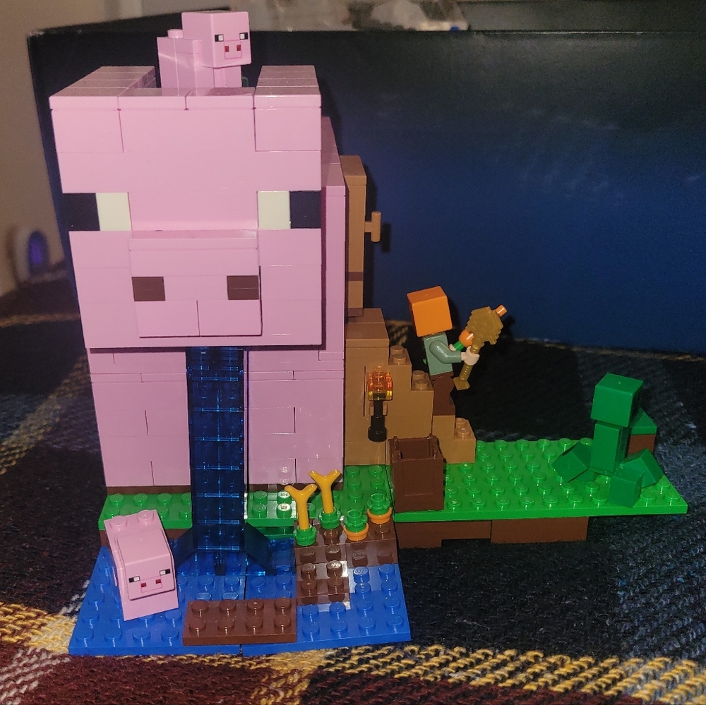 Lego The Pig House #27710 - Picture 4 of 6